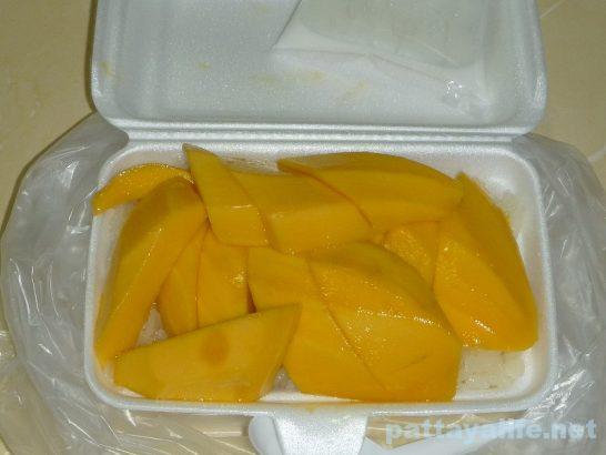 Mango sticky rice 70 baht (4)