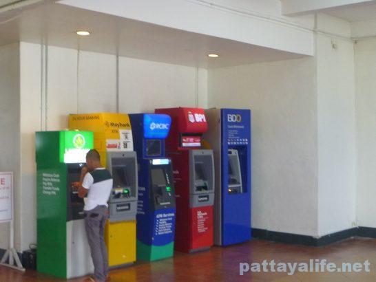 クラーク空港ATM (2)