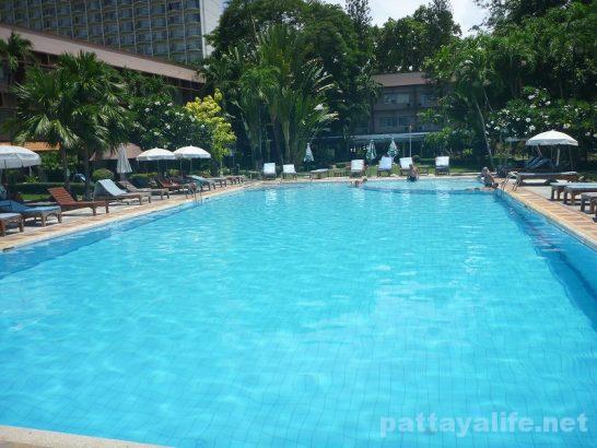 basaya-beach-resort-hotel-pattaya-20