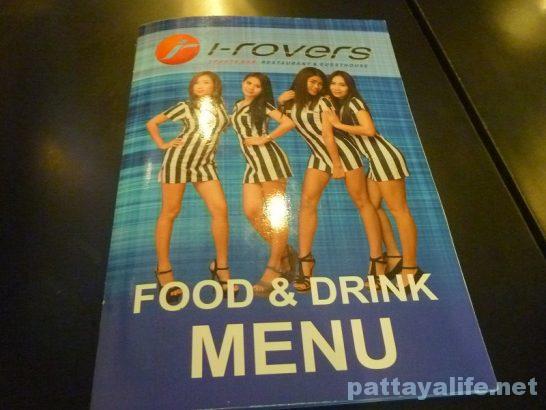 i-rovers-pattaya-breakfast-6