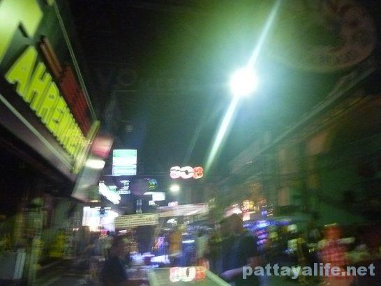 walking-street-midnight-3