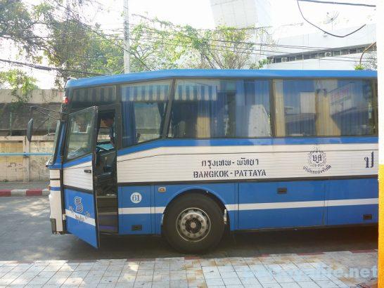 Pattaya Bangkok bus (1)