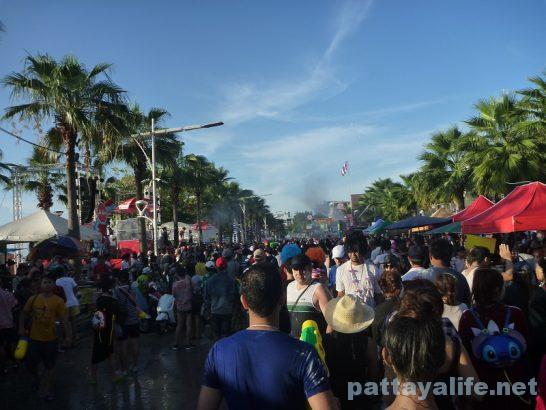 Pattaya Songkran wan rai 2017 (10)