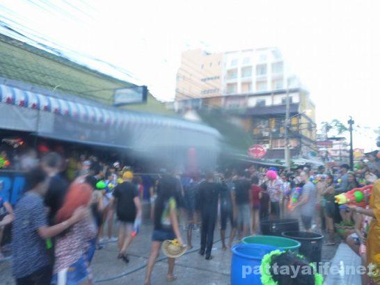 Pattaya Songkran wan rai 2017 (17)