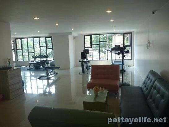 Pintree service apartment pattaya (28)