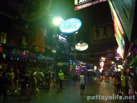 Songkran wanrai walking street (4)