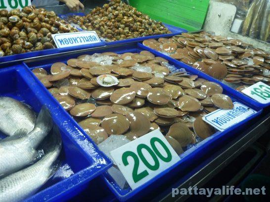 Naklua seafood market (11)