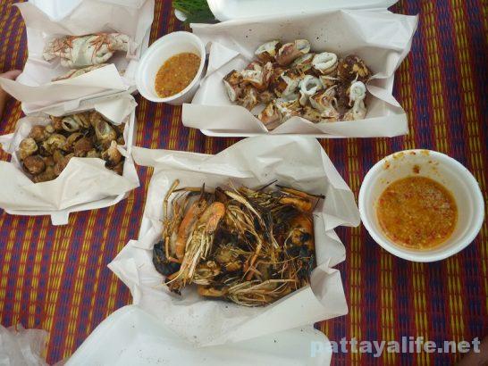 Naklua seafood market (19)
