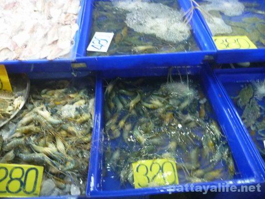 Naklua seafood market (4)