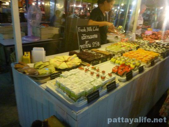Pattaya Thepprasit night market (15)
