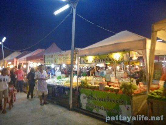 Pattaya Thepprasit night market (2)