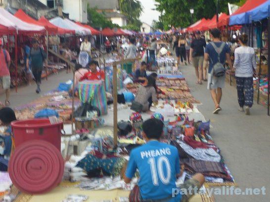 Luang prabang night market (13)