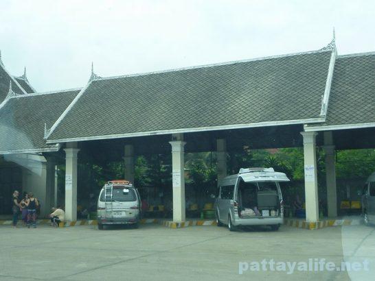 Luangparaban to Vanvieng minivan trip (9)