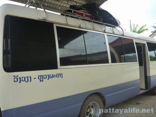 Vangvien to Vientian Bus (5)