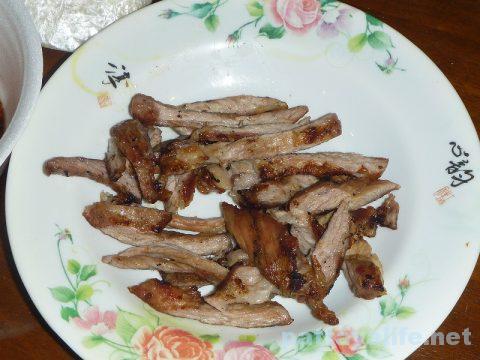 Moo yaan grilled pork (1)