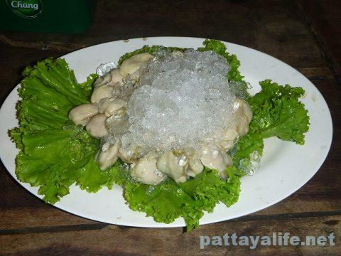 カオトムプラジャンバンの生ガキ牡蠣