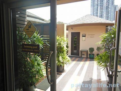 エイプリルスイーツ April Suites Hotel Pattaya (32)