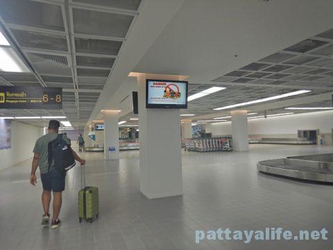 チェンマイ空港からプーケット空港エアアジア搭乗 (22)