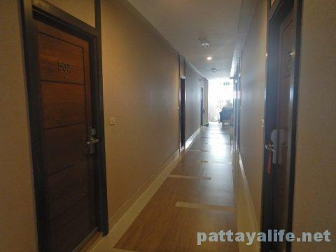 エイプリルスイーツ April Suites Hotel Pattaya (34)