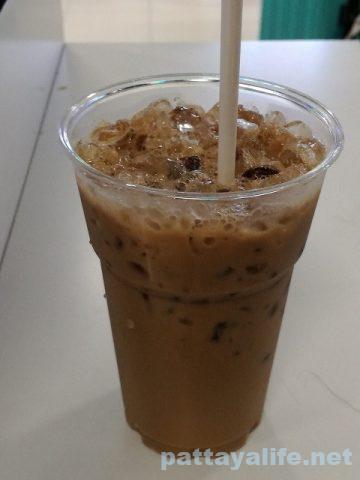 ドンムアン空港フードコートアイスコーヒー