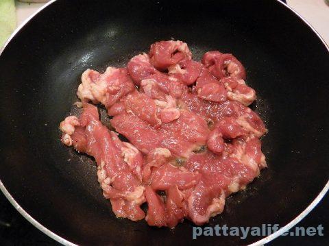 豚の喉肉で鍋と焼き肉コームーヤーン (9)