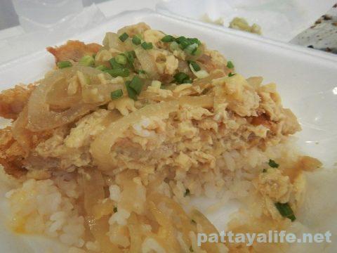 パタヤ粽ちまきのカツ丼 (4)