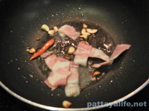 タイ日清インスタン麺イタリアンペペロンチーノラーメン (5)